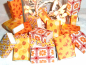 Mobile Preview: 24 Schachteln zum Befüllen Adventskalender GELB orange WEISS - Retro