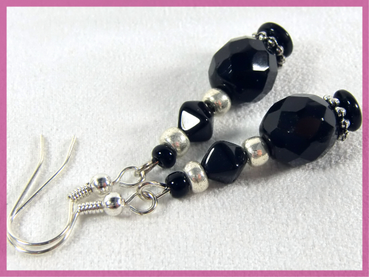 Ohrhänger black silber gothic Miyuki-beads