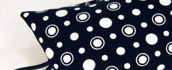 Türstopper schwarz-weiss Retro-Stil Kreise Punkte Dots