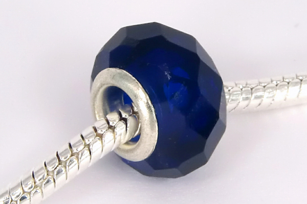 Modulperle DUNKELBLAU Glas facettiert Großlochperle