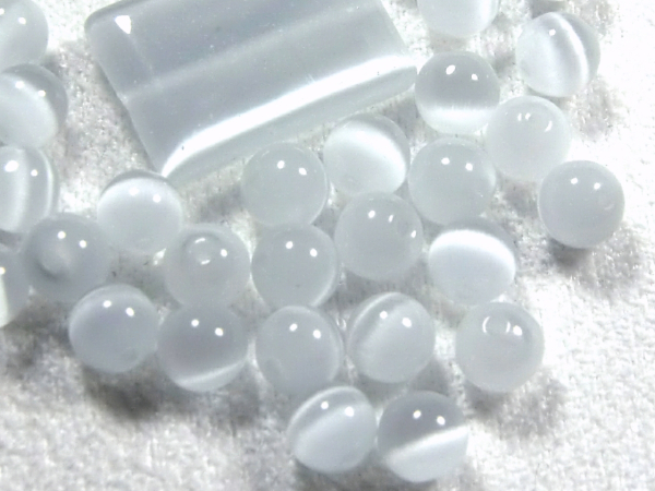 80 Stück CATEYE 4 mm FARBE zur Auswahl