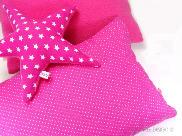 SET 3 Teile, 2 Kissen und 1 Stern Kissen,rosa pink weiß, Schmusekissen. Mit Kissenfüllung. für Zuhause und unterwegs, Dekokissen