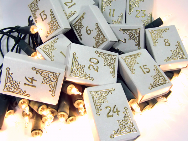 Adventskalender - 24 Schachteln zum Befüllen Ornament goldfarben